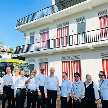 Lagoon Step Airport Transit Hotel Katunayaka Bagian luar foto